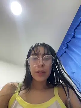 Snapshot of _alabina_ chatting on December 29, 11:18 pm alabina online show from December 29, 11:18 pm