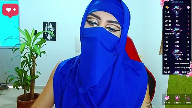 Snapshot of _alabina_ chatting on March 4, 2:32 pm alabina online show from March 4, 2:32 pm