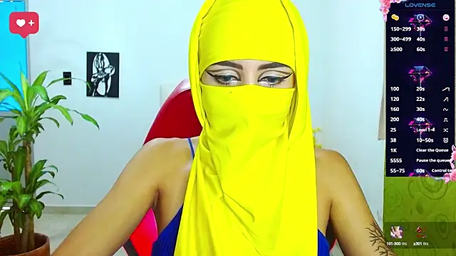 Snapshot of _alabina_ chatting on March 5, 8:32 pm alabina online show from March 5, 8:32 pm