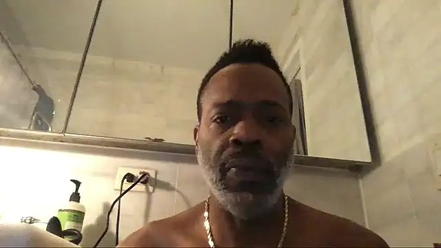 Snapshot of theblacklordmaster chatting on December 10, 1:00 pm theblacklordmaster online show from December 10, 1:00 pm