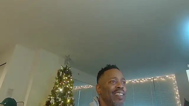 Snapshot of theblacklordmaster chatting on December 18, 1:23 pm theblacklordmaster online show from December 18, 1:23 pm