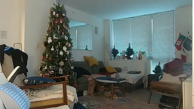 Snapshot of theblacklordmaster chatting on January 6, 3:40 pm theblacklordmaster online show from January 6, 3:40 pm