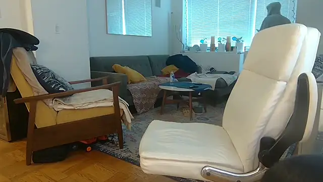 Snapshot of theblacklordmaster chatting on January 13, 3:47 pm theblacklordmaster online show from January 13, 3:47 pm