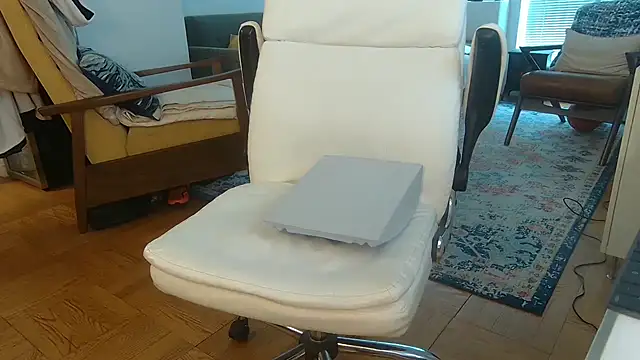 Snapshot of theblacklordmaster chatting on January 23, 3:54 pm theblacklordmaster online show from January 23, 3:54 pm