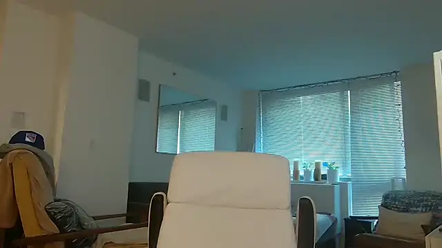 Snapshot of theblacklordmaster chatting on January 24, 4:17 pm theblacklordmaster online show from January 24, 4:17 pm