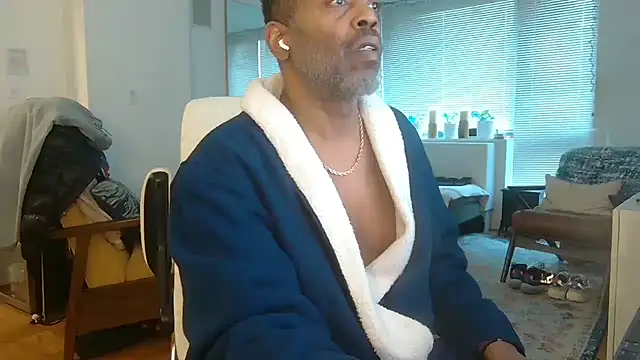 Snapshot of theblacklordmaster chatting on February 6, 4:14 pm theblacklordmaster online show from February 6, 4:14 pm