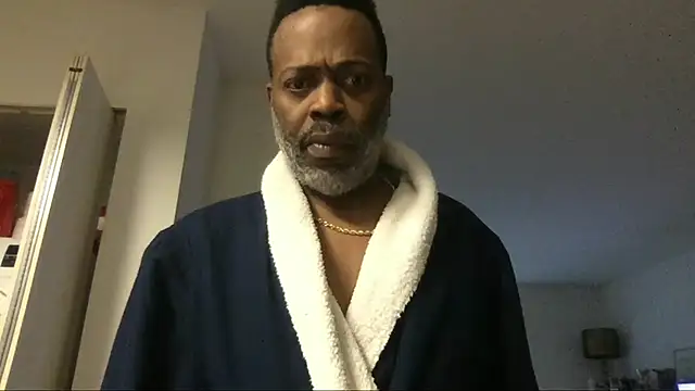 Snapshot of theblacklordmaster chatting on February 13, 1:37 pm theblacklordmaster online show from February 13, 1:37 pm