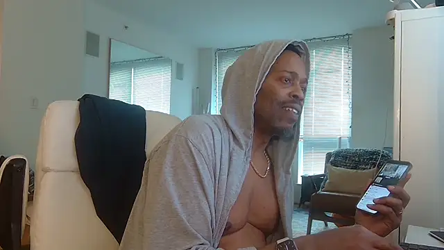 Snapshot of theblacklordmaster chatting on March 3, 6:33 pm theblacklordmaster online show from March 3, 6:33 pm