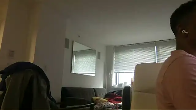 Snapshot of theblacklordmaster chatting on March 7, 7:38 pm theblacklordmaster online show from March 7, 7:38 pm