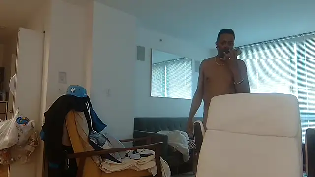 Snapshot of theblacklordmaster chatting on March 13, 5:50 pm theblacklordmaster online show from March 13, 5:50 pm