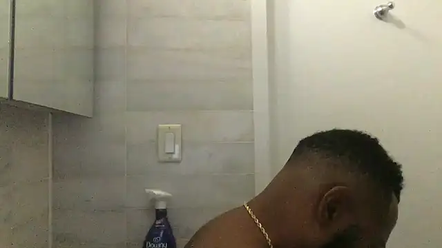 Snapshot of theblacklordmaster chatting on September 12, 11:43 am theblacklordmaster online show from September 12, 11:43 am