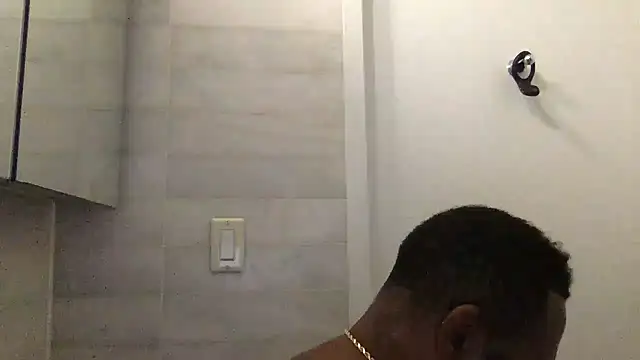 Snapshot of theblacklordmaster chatting on October 10, 12:15 pm theblacklordmaster online show from October 10, 12:15 pm