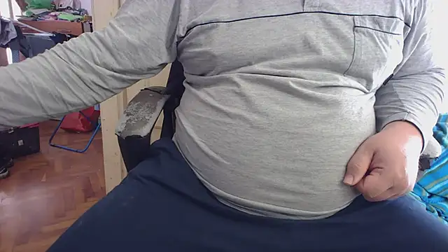 Snapshot of tipko123 chatting on May 9, 6:07 am tipko123 online show from May 9, 6:07 am