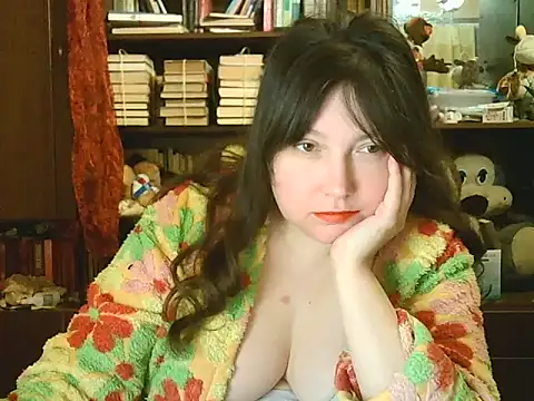 Snapshot of CarrieQPeach chatting on February 12, 7:42 pm CarrieQPeach online show from February 12, 7:42 pm