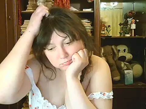 Snapshot of CarrieQPeach chatting on May 14, 7:53 pm CarrieQPeach online show from May 14, 7:53 pm
