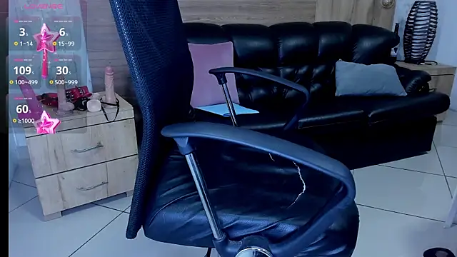 camilleDiaz16 online show from March 15, 10:55 pm