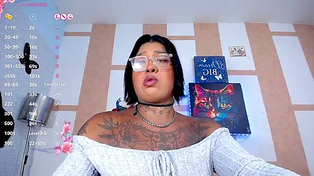 IsabellBigtitsxx online show from June 26, 7:40 pm