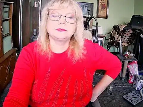 Snapshot of LOLA8888 chatting on October 2, 12:01 pm LOLA8888 online show from October 2, 12:01 pm