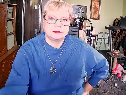 Snapshot of LOLA8888 chatting on October 14, 10:38 am LOLA8888 online show from October 14, 10:38 am