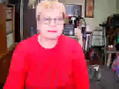 Snapshot of LOLA8888 chatting on October 21, 10:49 am LOLA8888 online show from October 21, 10:49 am