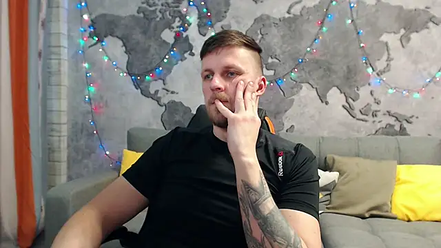 Snapshot of VikingChrisss chatting on January 11, 9:57 am VikingChrisss online show from January 11, 9:57 am