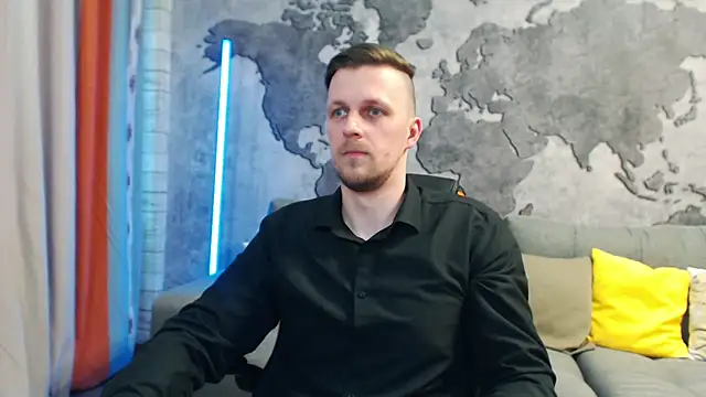 Snapshot of VikingChrisss chatting on March 22, 12:35 pm VikingChrisss online show from March 22, 12:35 pm