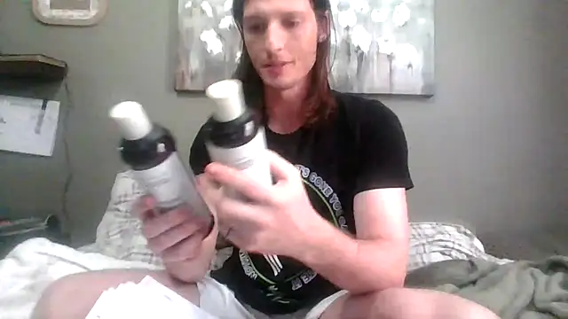 Snapshot of Edgeof26 chatting on January 31, 7:11 pm Edgeof26 online show from January 31, 7:11 pm