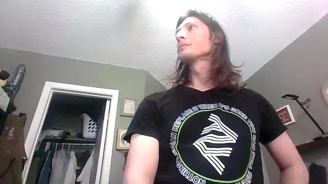 Snapshot of Edgeof26 chatting on February 1, 7:12 pm Edgeof26 online show from February 1, 7:12 pm