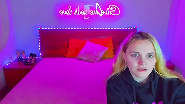 MagicEyess online show from December 12, 7:19 am