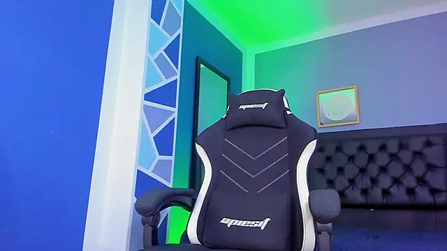 alex oficial online show from November 14, 4:33 am