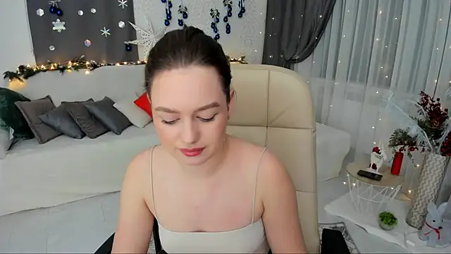 MiracleCurly online show from January 17, 7:27 pm