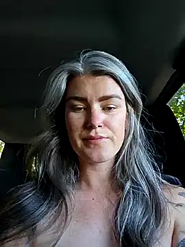 Lilmissvyx online show from July 9, 2:21 pm