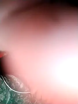 Snapshot of ohana143 chatting on March 11, 7:25 pm ohana143 online show from March 11, 7:25 pm