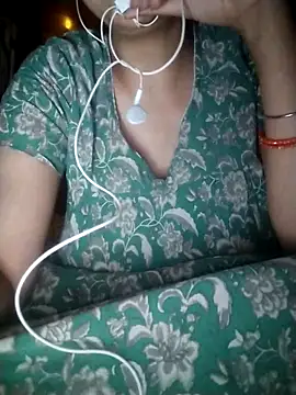 Snapshot of ohana143 chatting on March 15, 6:32 pm ohana143 online show from March 15, 6:32 pm