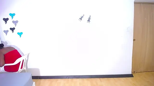 Snapshot of cock_whisperer69_ chatting on December 13, 2:05 pm cock whisperer69 online show from December 13, 2:05 pm