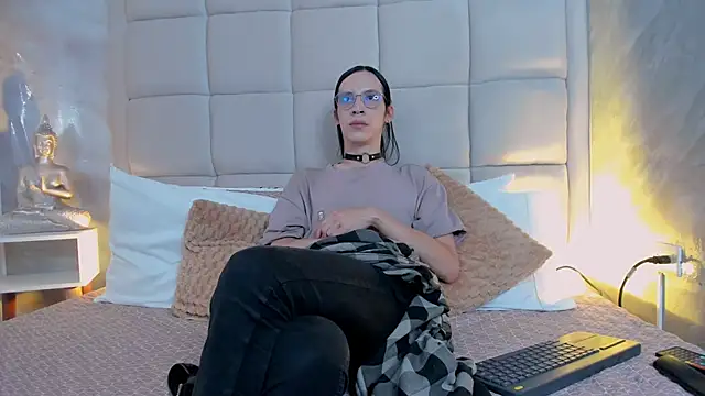 Hecatee 77 online show from September 24, 8:23 pm