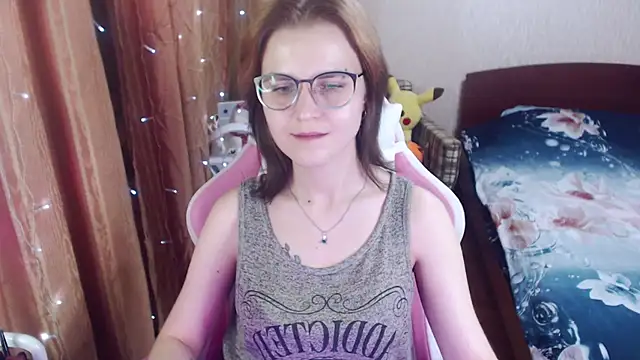 MissBrightShine online show from December 28, 1:08 am