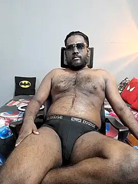 Rayansmith  online show from February 6, 11:54 am