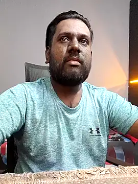 Rayansmith  online show from February 11, 6:55 pm