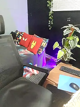 Rayansmith  online show from October 20, 11:32 am