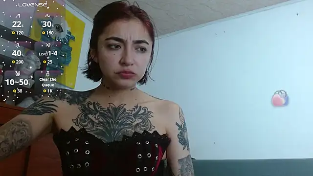 ZoeBakers  online show from September 24, 3:21 am