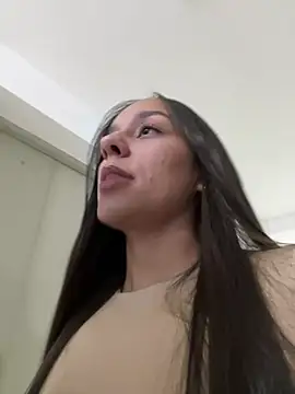 Snapshot of dominantandsubmissiveshow chatting on February 24, 11:09 pm dominantandsubmissiveshow online show from February 24, 11:09 pm