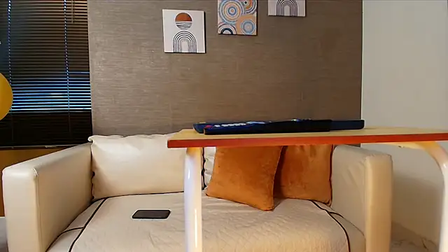 Snapshot of Sophie_LittleS chatting on January 30, 11:33 am Sophie LittleS online show from January 30, 11:33 am