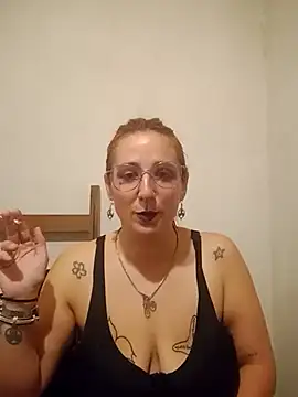 black lady731 online show from April 24, 11:40 pm