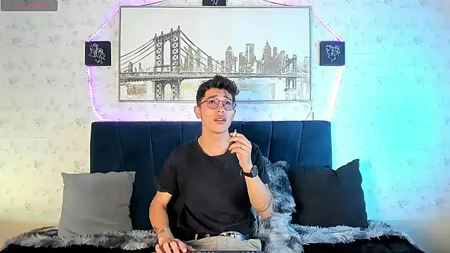 Andrew thevil online show from January 11, 10:51 pm