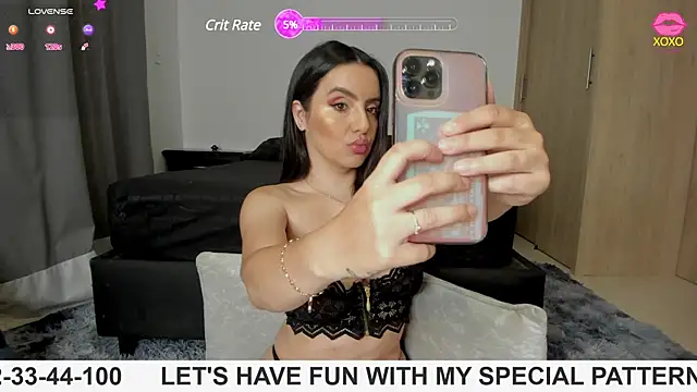 Snapshot of rouse_lili chatting on December 5, 10:33 am rouse lili online show from December 5, 10:33 am