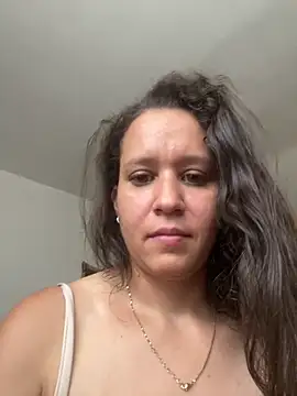 hotcookie28 online show from May 22, 3:39 pm