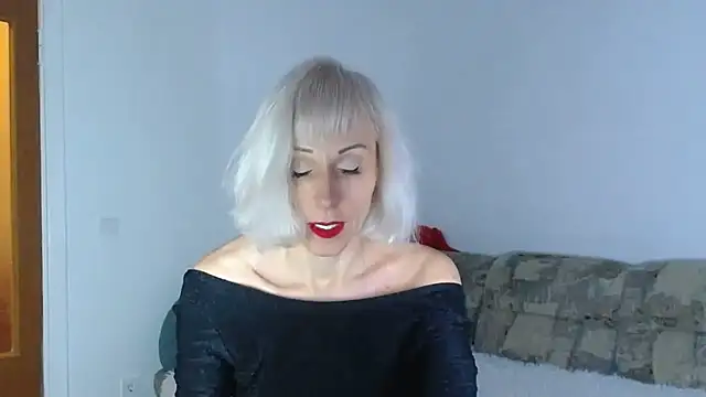 Snapshot of Kissiya-Allisya chatting on February 17, 4:15 pm Kissiya-Allisya online show from February 17, 4:15 pm