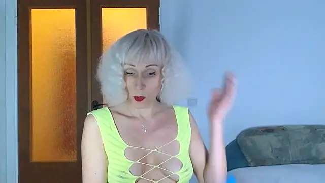 Snapshot of Kissiya-Allisya chatting on February 27, 11:15 pm Kissiya-Allisya online show from February 27, 11:15 pm