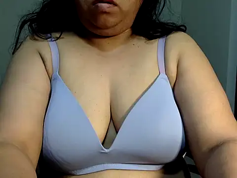 soniasharma0223 online show from February 12, 11:09 pm